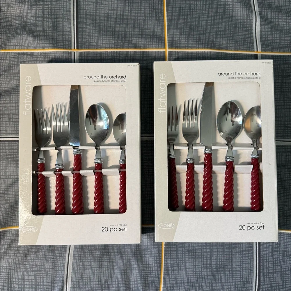 🏡NWOT Still in the box Wine/Silver Flatware Set - TWO BOXES- 20 Piece each box